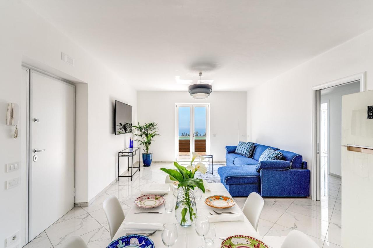 Villa Rusinella Minimalist Retreat With Sea Views Massa Lubrense Exteriör bild