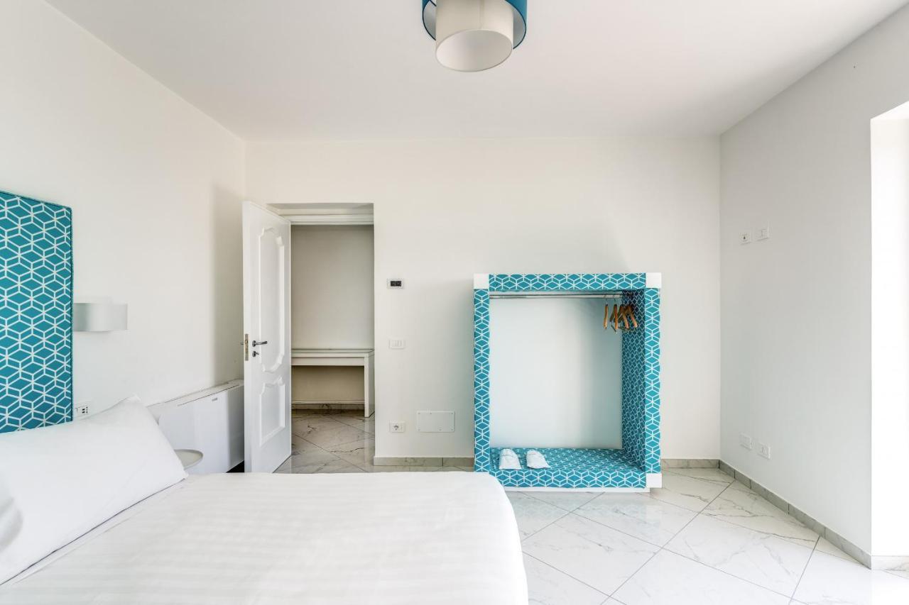 Villa Rusinella Minimalist Retreat With Sea Views Massa Lubrense Exteriör bild